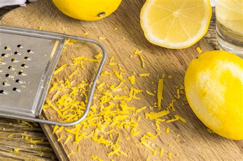 ZEST definition and meaning .